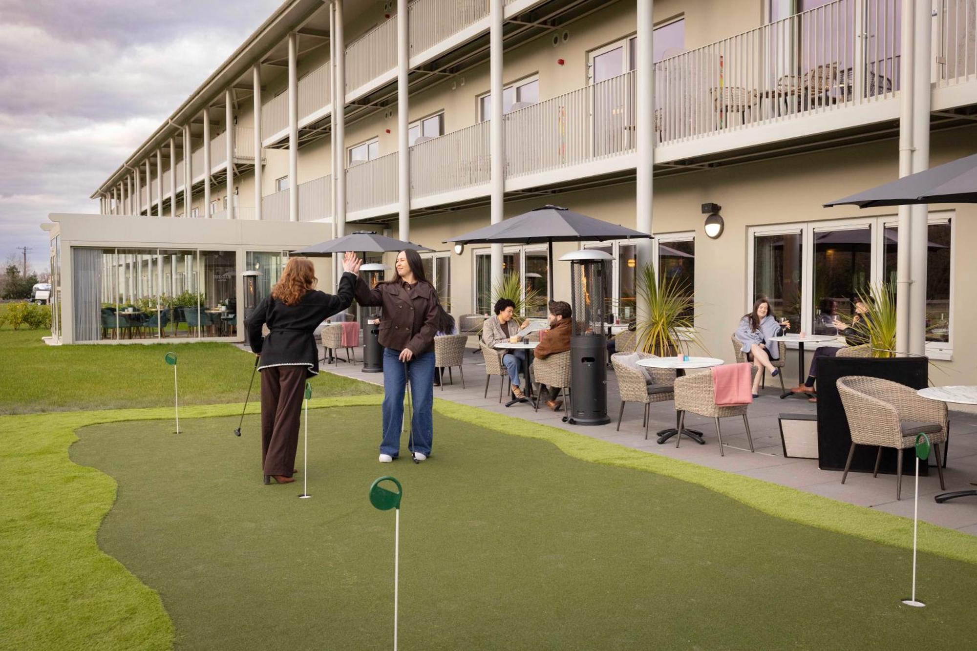 The Club Hotel At Goffs Naas Eksteriør bilde